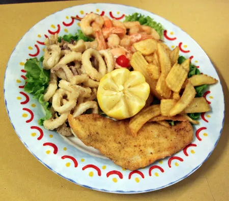 Pescado Frito y Camarones