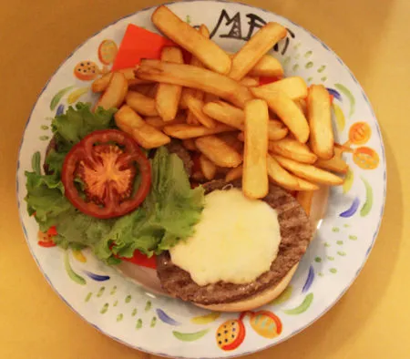 Mega Burger